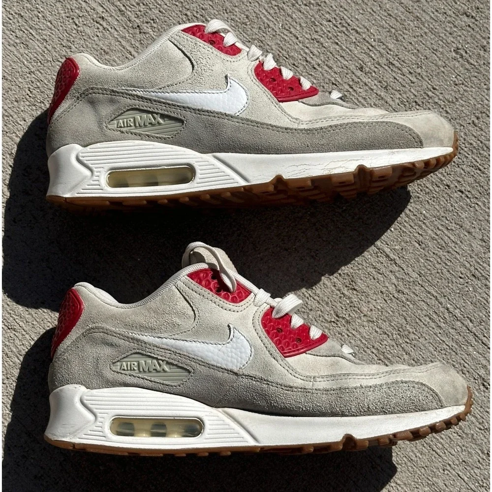 Nike Air Max 90 QS NYC Strawberry Cheesecake Womens Size 9 Cream Red 813150-200